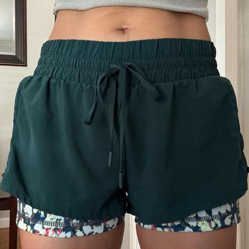 Zella Women's Dark Green with Multicolored Layered Sliding Shorts with Pockets